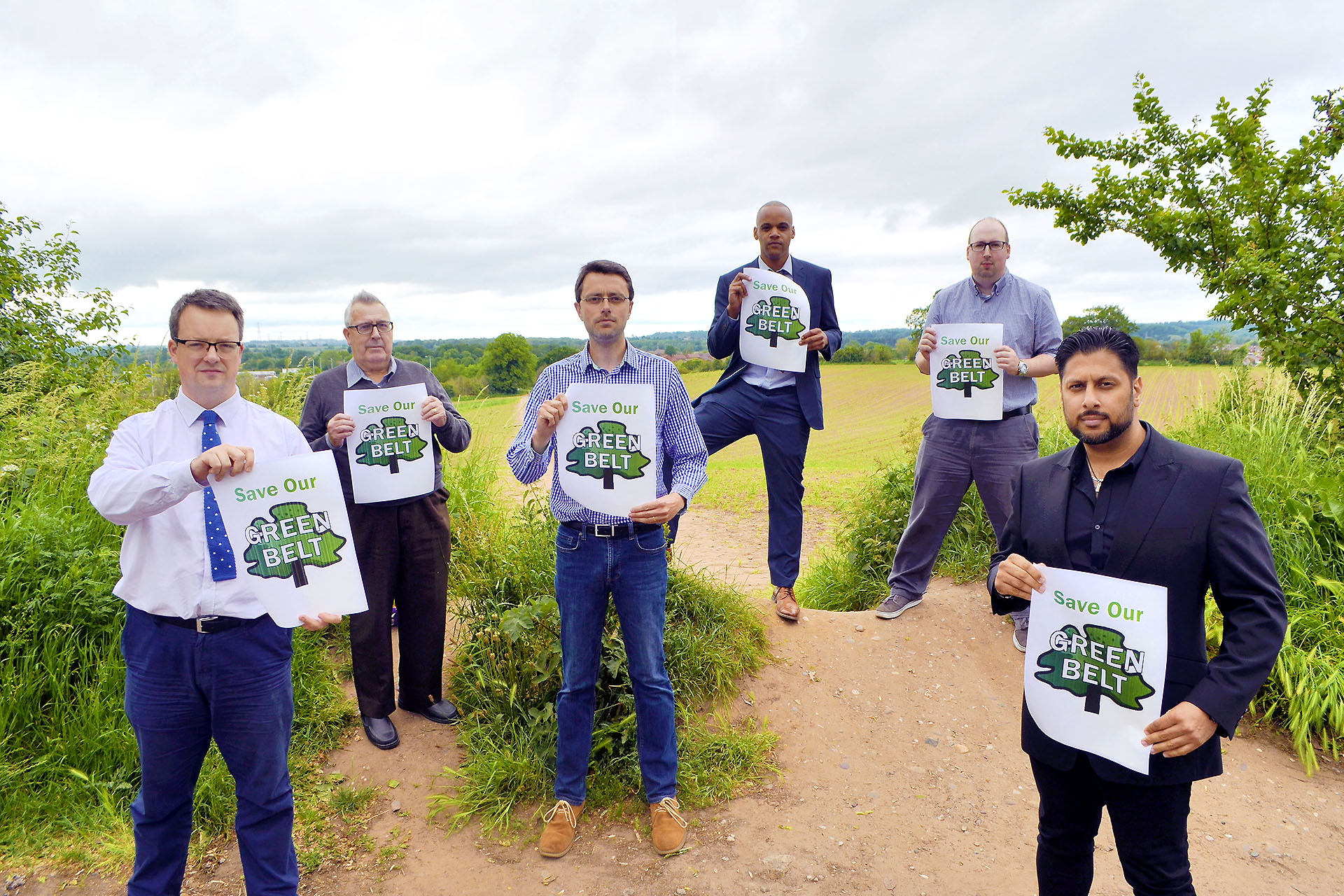 Mike Wood MP with Cllr Peter Miller, Cllr Ed Lawrence, Cllr Luke Johnson, Cllr Phil Atkins and Cllr Shaz Saleem fighting to save our green belt at Kingswinford Triangle and Holbeache